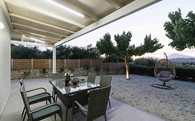 Amfithea Villas Petrokefali